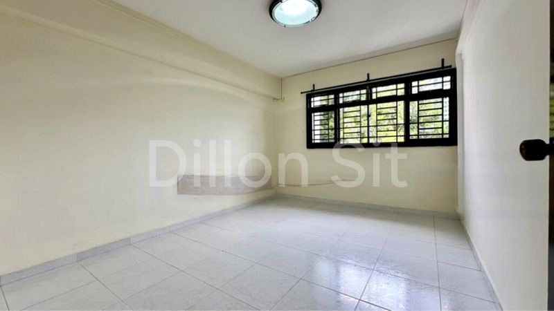 5 Room (5STD) HDB for Sale in  101 Ang Mo Kio Avenue 3 - Image 7